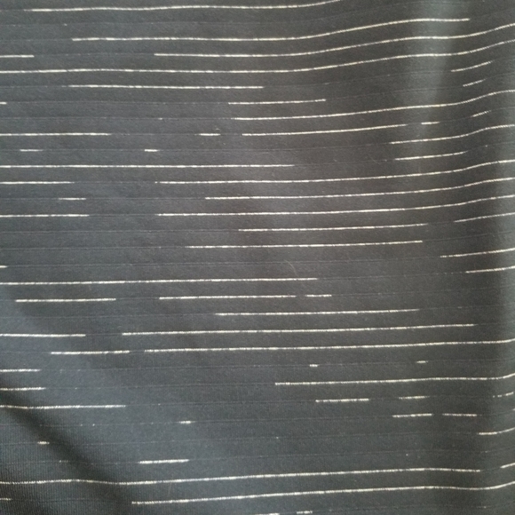 💜 B2G1 EUC  compression leggings with criss cross detail high rise - Picture 3 of 5